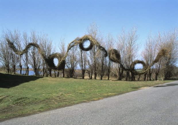 running-in-circles-tickon-sculpture-park-langeland-denmark-1996. Patrick Dougherty